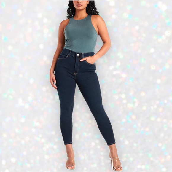 NWT Express Dark Wash Skinny High Rise Extra Supersoft 4-Way Hyper Stretch